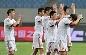 国足被要求展现新风貌 教练组特意制作励志短片ppt